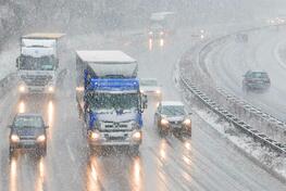 ADAC in NRW: So kommen Autofahrer sicher durch den Winter – Besonderheiten bei E-Autos